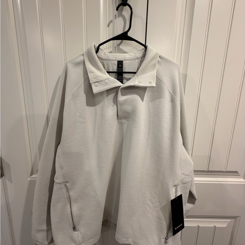 Lululemon Men’s Pullover